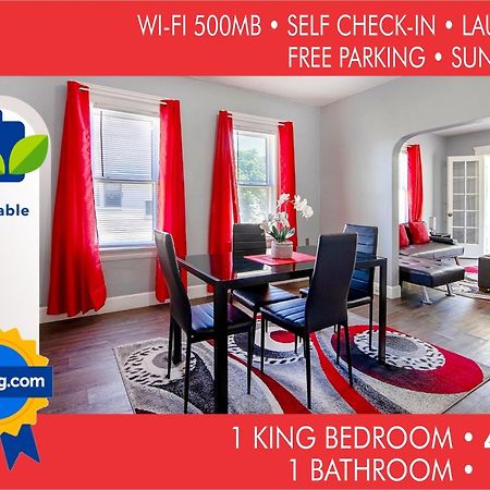 קליבלנד The Rubi Lounge - Spacious Brooklyn Centre Modern Escape Near Downtown With Parking, 300Mb Wifi & Self Check-In מראה חיצוני תמונה