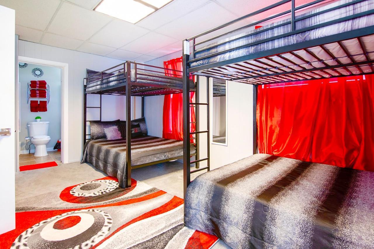 קליבלנד The Rubi Lounge - Spacious Brooklyn Centre Modern Escape Near Downtown With Parking, 300Mb Wifi & Self Check-In מראה חיצוני תמונה