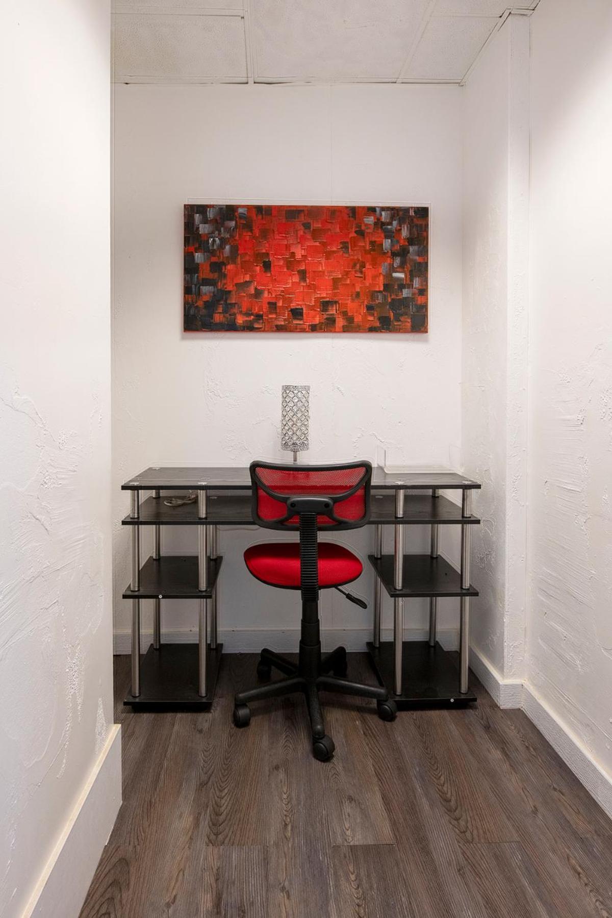 קליבלנד The Rubi Lounge - Spacious Brooklyn Centre Modern Escape Near Downtown With Parking, 300Mb Wifi & Self Check-In חדר תמונה